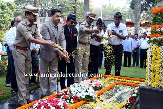 Debt-ridden man ends life near Padil 1